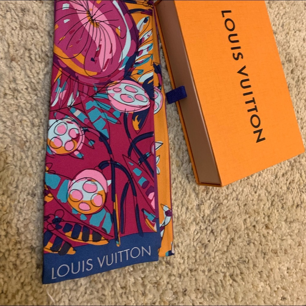 Louis Vuitton Bandeau Large